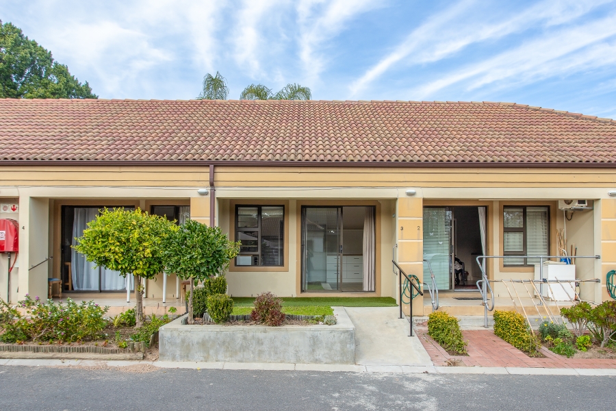 1 Bedroom Property for Sale in Wellington North Western Cape